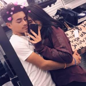 Meet your Posher, Alex